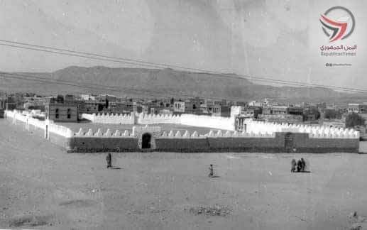 صرح جبانة و مسجد المشهد 